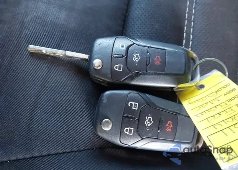 2014 Ford Fusion Se z USA, uszkodzony, nr VIN 3FA6P0HDXER126523